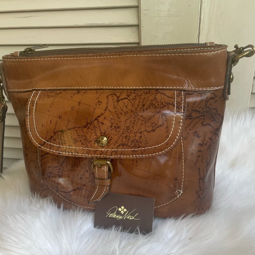 NWOT Patricia Nash Tuscania crossbody
